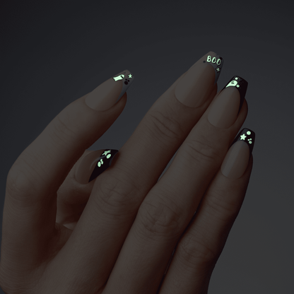 KISS Voguish Fantasy Glow-In-The-Dark Halloween Press-On Glue Nails  - Forest Spirit